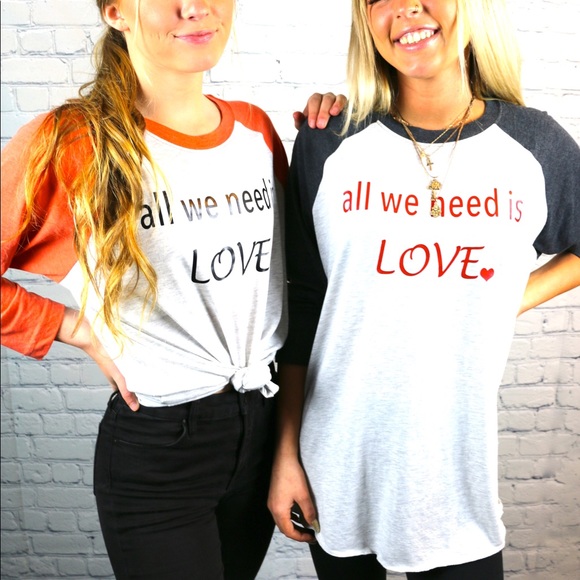 All we need is 🖤 Grapgic Raglan Tees - Picture 3 of 7